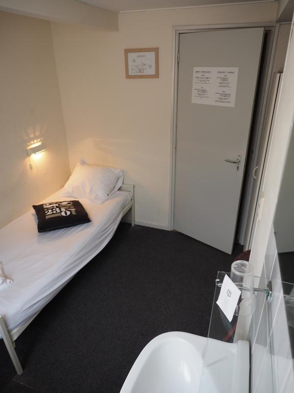 Hotel 'T Anker Leeuwarden Bagian luar foto