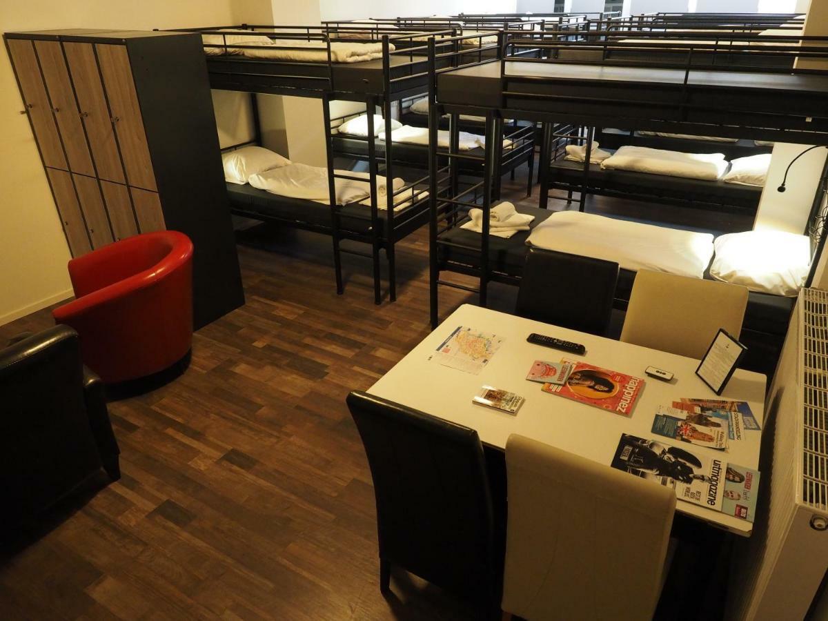 Hotel 'T Anker Leeuwarden Bagian luar foto